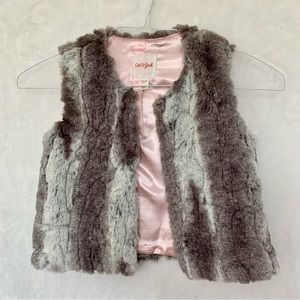 Cat & Jack Little Girls Faux Fur Sweater Vest. Size M 7-8. Colors Grey & Pink